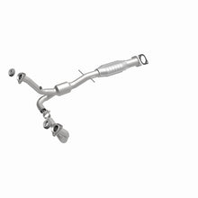 Load image into Gallery viewer, MagnaFlow Direct Fit Catalytic Converter 00-0 S-10/Sonoma 4.3L - 447240