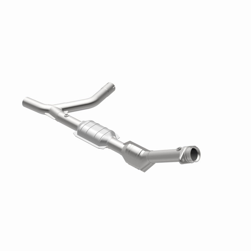 MagnaFlow Direct Fit Catalytic Converter 00-04 Ford E150 4.6L Passenger Side - 458002