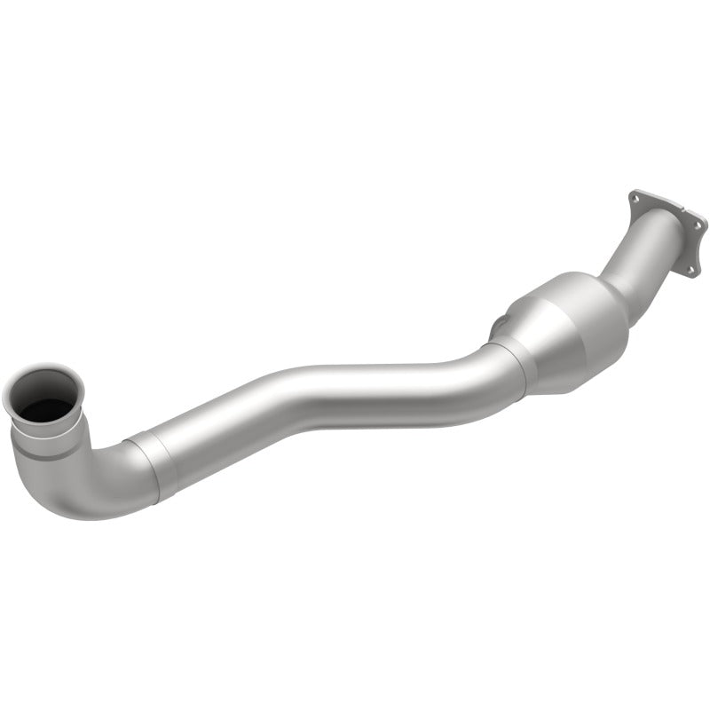 MagnaFlow Direct Fit Catalytic Converter01-05 GM Silv/Sierra 6.6L - 60501