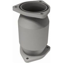 Load image into Gallery viewer, MagnaFlow Direct Fit Catalytic Converter 99-02 Daewoo Nubira 2.0L fr - 49950