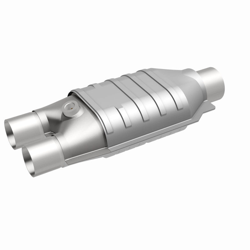 MagnaFlow Universal Catalytic Converter 3/2 Single / Dual with O2 - 99647HM