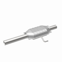 Load image into Gallery viewer, MagnaFlow Direct Fit Catalytic Converter Jeep 81 86 - 23222