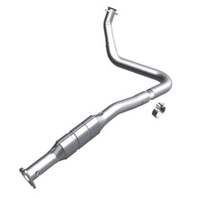 Load image into Gallery viewer, MagnaFlow Direct Fit Catalytic Converter 99-02 Dodge Dakota 2.5L 2WD - 49927