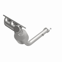 Load image into Gallery viewer, MagnaFlow Conv DF 02-03 Freelander 2.5L - 24121