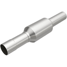 Load image into Gallery viewer, MagnaFlow Direct Fit Catalytic Converter California Grade 92-94 GM Blazer/Suburban 5.7L - 3391488