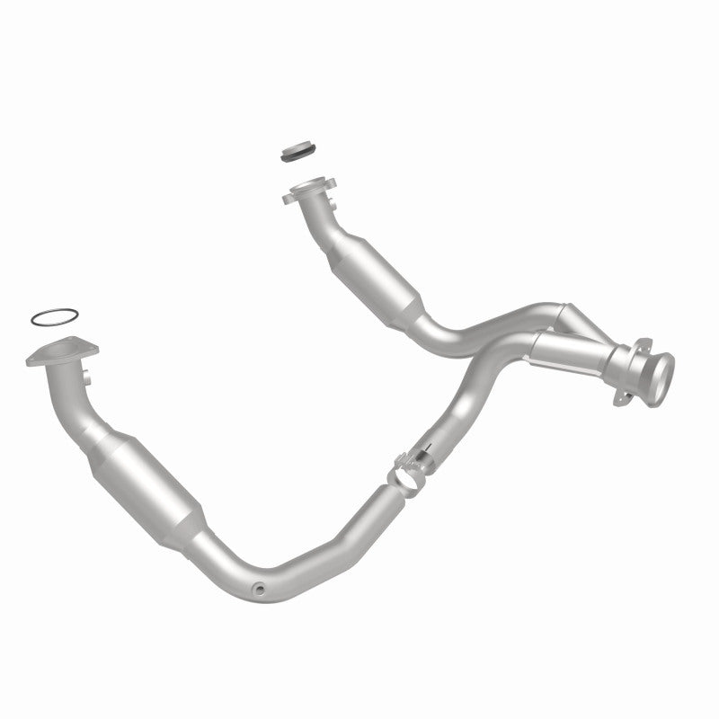 MagnaFlow Direct Fit Catalytic Converter 2007-2008 Cadillac Escalade 6.2L - 5451631