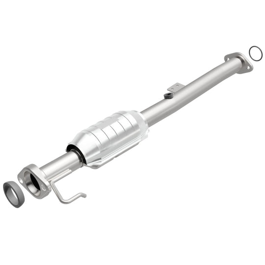 MagnaFlow Direct Fit Catalytic Converter 2000 Chevy Tracker 1.6L - 441020