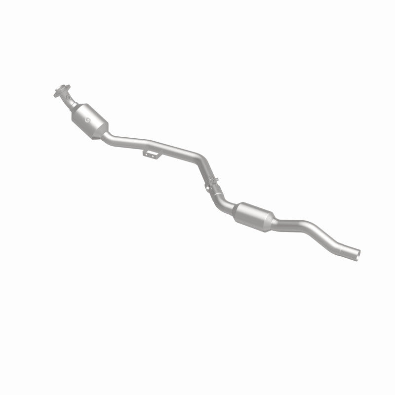 MagnaFlow Direct Fit Catalytic Converter OEM 2007 Mercedes-Benz E350 Underbody - 69.125in Length - 5411666