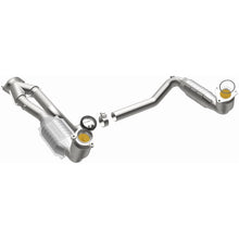 Load image into Gallery viewer, MagnaFlow DF Cat Conv Chevy/GMC Avalanche/Sierra/Silverado/Suburban/Yukon XL 1500 / Tahoe/Yukon 5.3L - 458062