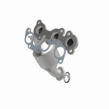 Load image into Gallery viewer, MagnaFlow 04-06 Toyota Sienna 3.3L Direct Fit Converter - 5582837