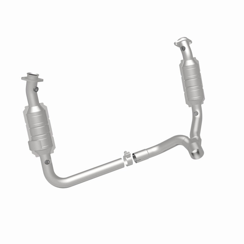 MagnaFlow Direct Fit Catalytic Converter 2006 Dodge RAM 1500 Pickup 5.7L Solid Front Axle - 49711