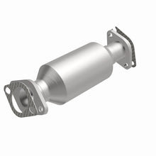Load image into Gallery viewer, MagnaFlow 10-13 Hyundai Santa Fe 2.4L Direct Fit Converter - 5592863