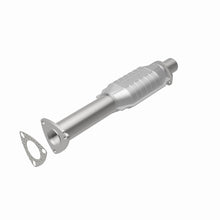 Load image into Gallery viewer, MagnaFlow Direct Fit Catalytic Converter 95-98 GM S10 Pickup 4.3L - 93483
