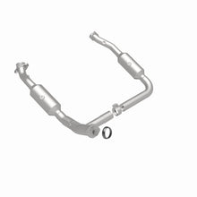 Load image into Gallery viewer, MagnaFlow 06-10 Ford Explorer 4.0L Direct Fit Converter - 5551598