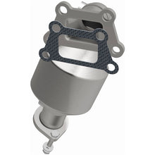 Load image into Gallery viewer, MagnaFlow Direct Fit Catalytic Converter 2012-2014 Equinox 3 3.6 L Underbody - 52189