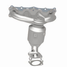 Load image into Gallery viewer, MagnaFlow Direct Fit Catalytic Converter 11-13 Kia Sorento 2.4L Manifold - 52774
