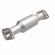 Load image into Gallery viewer, Magnaflow 07-10 Kia Sedona 3.8L California Grade CARB Compliant DF Catalytic Converter - 5592447