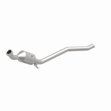 Load image into Gallery viewer, MagnaFlow Direct Fit Catalytic Converter 2006-2011 R350 3.5 L Underbody - 52177