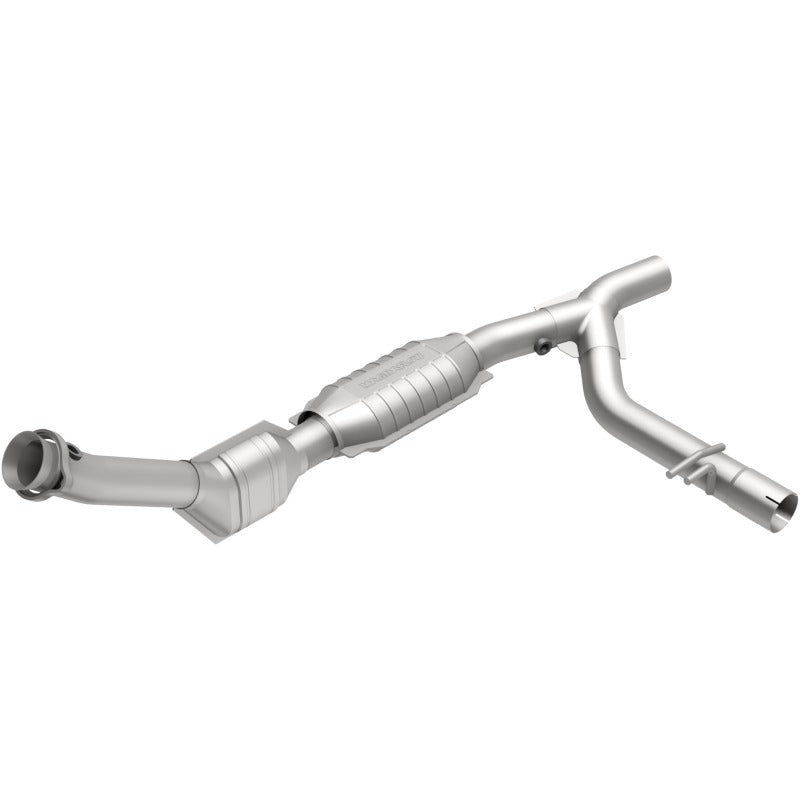 MagnaFlow Direct Fit Catalytic Converter 99-00 Ford Trucks 5.4L - 447116