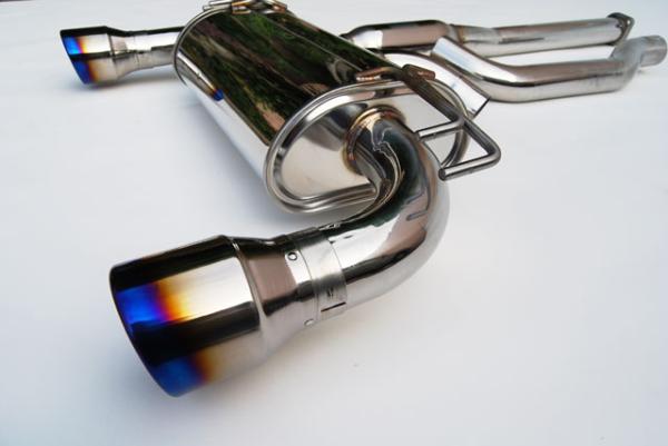 Invidia 09+ EVO 10 Q300 Titanium Tip Cat-back Exhaust - HS09MEXG3T