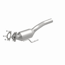Load image into Gallery viewer, MagnaFlow 04-06 Volkswagen Touareg 3.2L Direct Fit Converter - 5491979
