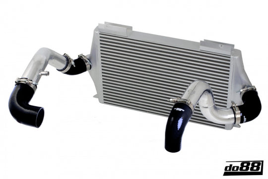 do88 92-98 Volvo 740/940 Turbo (63mm Throttle) BigPack Intercooler Kit w/Black Hoses - BIG-940-S-63