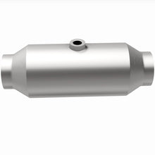 Load image into Gallery viewer, MagnaFlow Universal Catalytic Converter 2.5in CA Spun Mid-Bed - 4651356