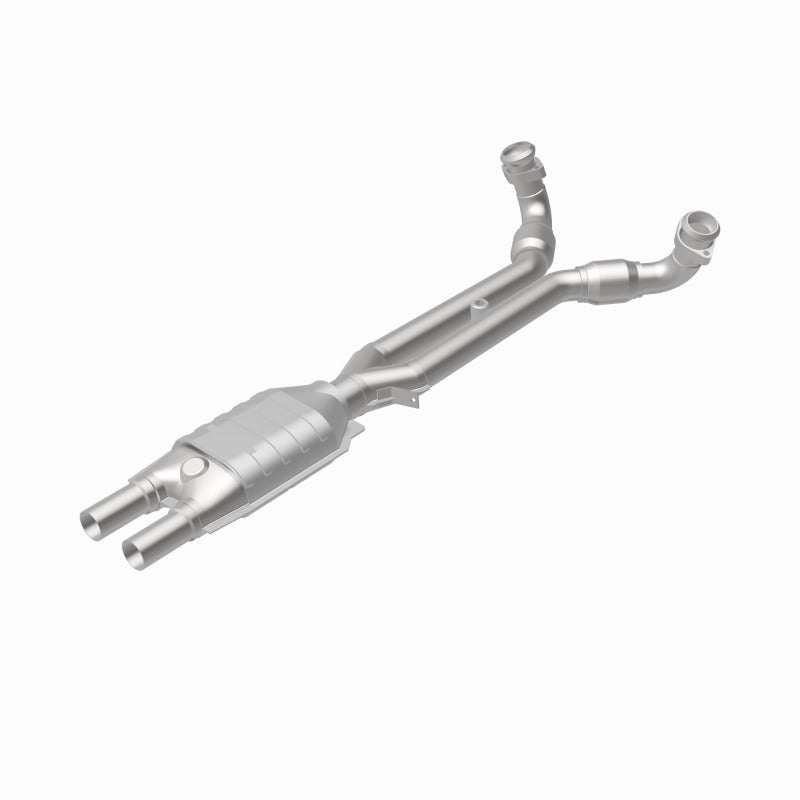 MagnaFlow Direct Fit Catalytic Converter 81-86 Alfa Romeo GTV6 2.5L - 23097