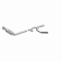 Load image into Gallery viewer, MagnaFlow Direct Fit Catalytic Converter OEM 2005 Dodge Ram 1500 Underbody - 4551024
