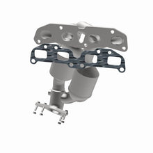 Load image into Gallery viewer, MagnaFlow OEM Grade 07-12 Nissan Sentra L4-2.5LGAS Direct Fit Federal Catalytic Converter - 51591