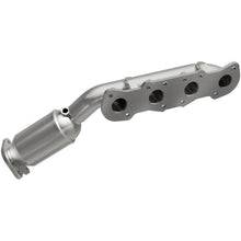 Load image into Gallery viewer, MagnaFlow Direct Fit Catalytic Converter 12-16 Hyundai Equus V8 5.0L Manifold - 22-092