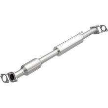 Load image into Gallery viewer, MagnaFlow 16-17 Hyundai Sonata L4 2.0L OEM Grade / EPA Compliant Direct-Fit Catalytic Converter - 21-147
