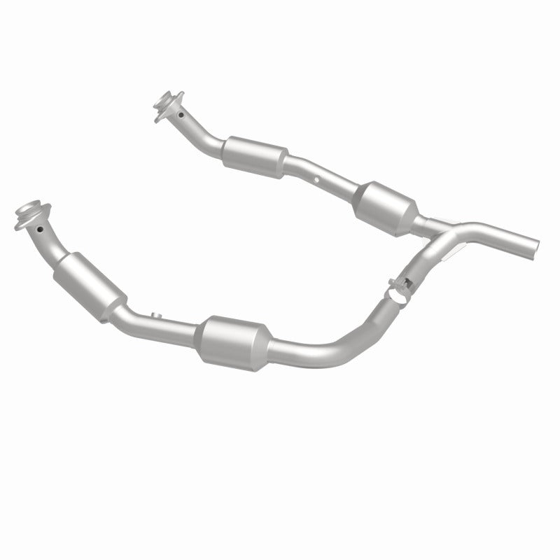 MagnaFlow Direct Fit Catalytic Converter OEM 07-08 Ford E-150 - 5582640