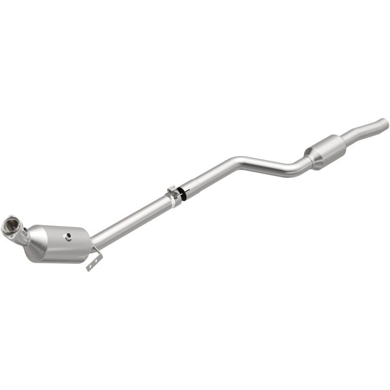 MagnaFlow 2011 C300 V6 3 OEM Underbody Direct Fit Converter - 21-437