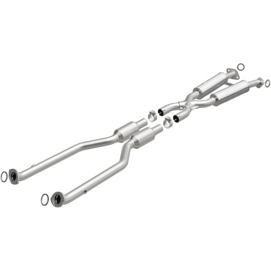 MagnaFlow 15-17 RC350 V6 3.5 OEM Underbody Direct Fit Converter - 21-051
