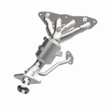 Load image into Gallery viewer, MagnaFlow OEM Grade 12-17 Toyota Prius C Federal / EPA Compliant Manifold Catalytic Converter - 52441