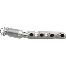 Load image into Gallery viewer, MagnaFlow 11-13 QX56 V8 5.6 OEM Manifold Direct Fit Converter - 22-035