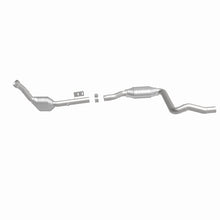 Load image into Gallery viewer, MagnaFlow Direct Fit Catalytic Converter 2003 ML350 3.7L Underbody - 52116