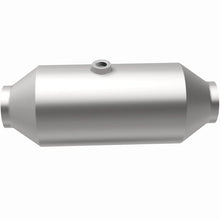 Load image into Gallery viewer, MagnaFlow MagnaFlow 2.5 in. OEM Grade Federal / EPA Compliant Universal Catalytic Converter - 51366
