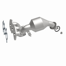 Load image into Gallery viewer, MagnaFlow 07-10 Toyota Sienna 3.5L Direct Fit Converter - 5582822