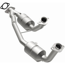 Load image into Gallery viewer, MagnaFlow Direct Fit Catalytic Converter 98 Ford Windstar 3.8L Assm - 23382