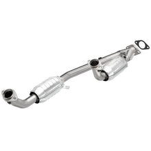Load image into Gallery viewer, MagnaFlow Direct Fit Catalytic Converter Windstar 95-96 - 23353