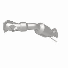 Load image into Gallery viewer, MagnaFlow 13-15 Land Rover LR2 2.0L CARB Compliant Direct Fit Catalytic Converter - 5551537