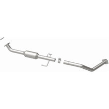 Load image into Gallery viewer, MagnaFlow Direct Fit Catalytic Converter OEM 2001-2004 Toyota Sequoia Underbody - 4551060