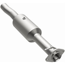 Load image into Gallery viewer, MagnaFlow 09-10 Ford F-550 Super Duty V10 6.8L Rear Underbody Direct Fit Catalytic Converter - 280434