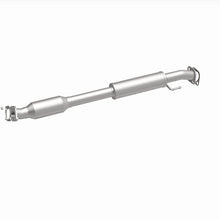 Load image into Gallery viewer, MagnaFlow 17-18 Kia Cadenza V6 OEM Underbody Single Direct Fit Converter - 23-157
