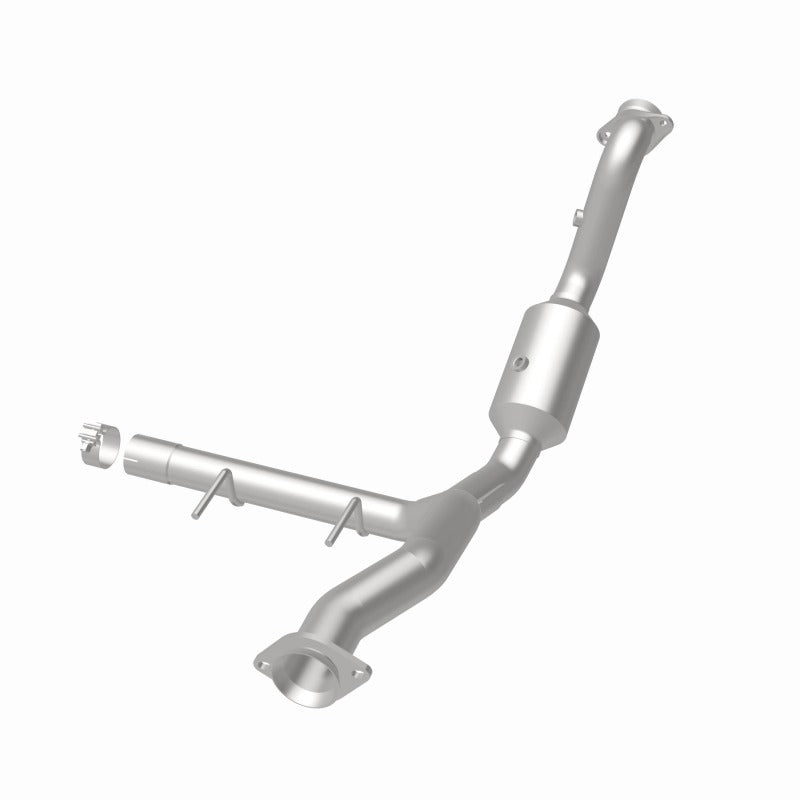 MagnaFlow Direct Fit Catalytic Converter 15-17 Ford F150 V6 2.7L OEM Underbody - 21-471