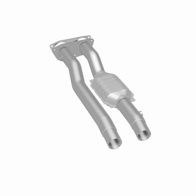 MagnaFlow 96-99 Chevy C2500 Suburban 7.4L Direct Fit Converter - 4451471