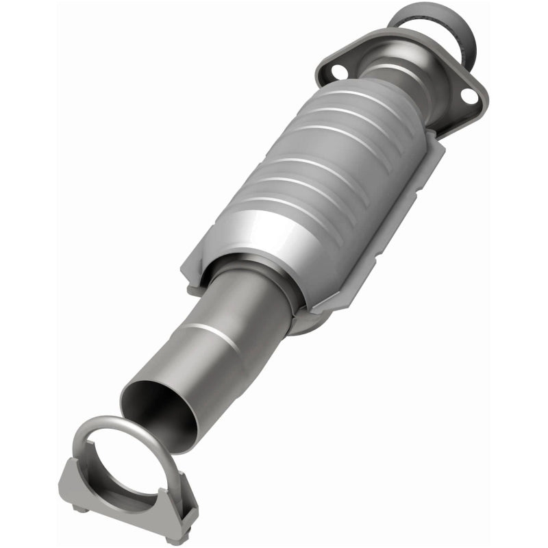 MagnaFlow Direct Fit Catalytic Converter 04-06 Toyota Sienna 3.3L AWD Rear - 24158