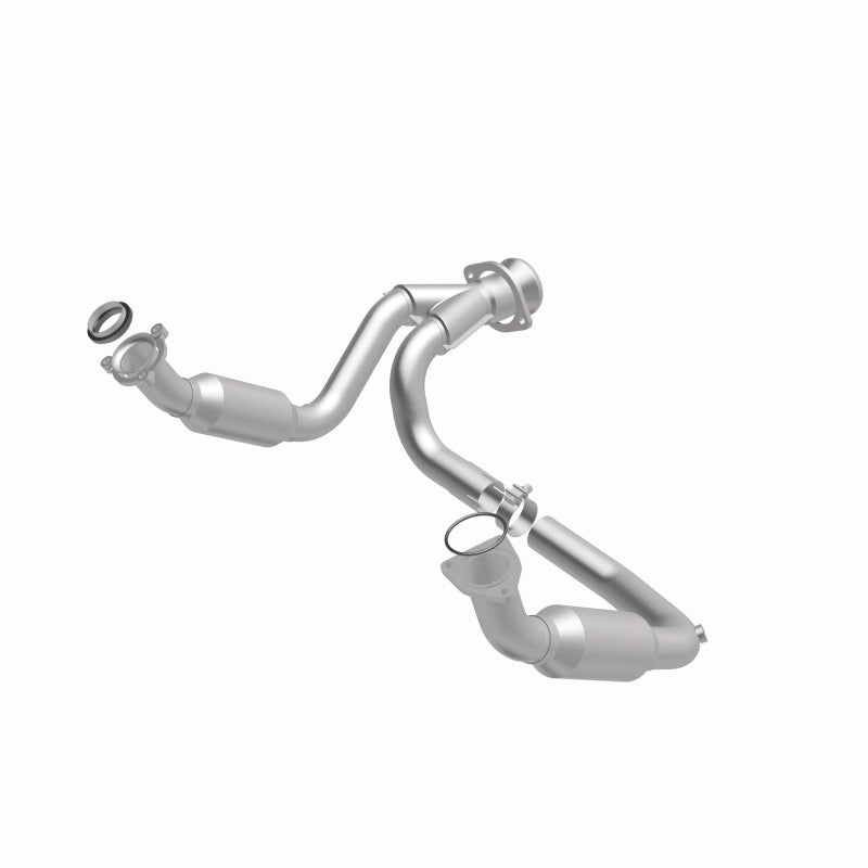 MagnaFlow Direct Fit Catalytic Converter 2007-2008 Cadillac Escalade 6.2L - 5451631